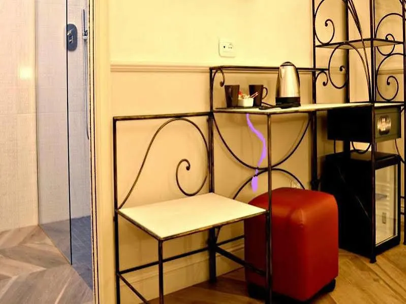 Residenza Cavallini روما 3*,  إيطاليا