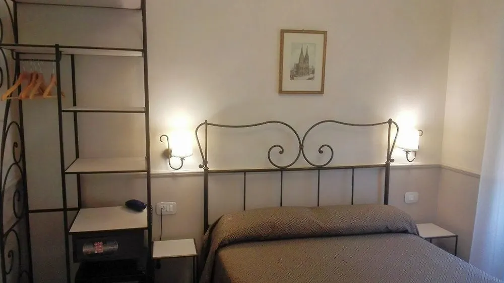 Residenza Cavallini روما 3*,