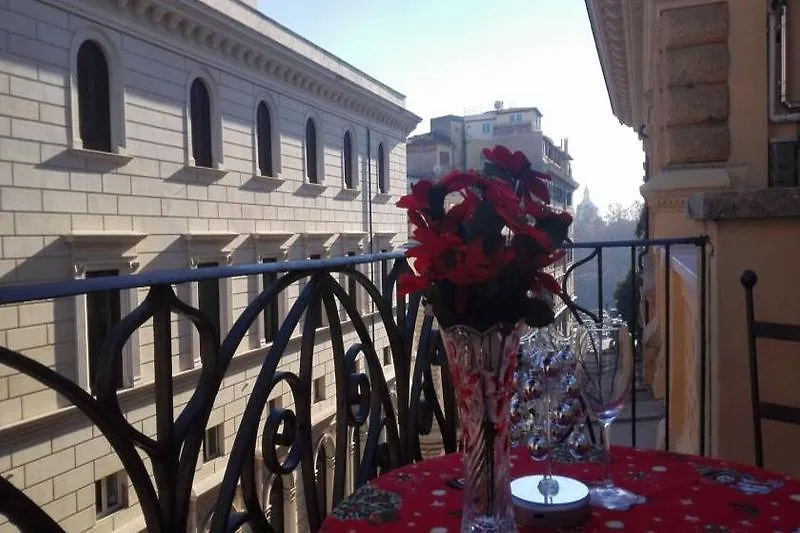 *** بيت ضيافة Residenza Cavallini روما إيطاليا